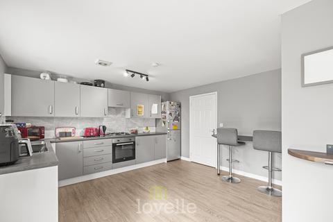 10 Cromwell Close, Grimsby, DN31 2FG