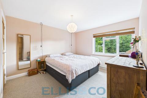3 bedroom semi-detached house for sale, Elmshurst Gardens, Tonbridge, Kent, TN10