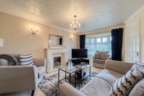 3 bedroom link detached house for sale, Gatcombe Close, Moseley Parklands