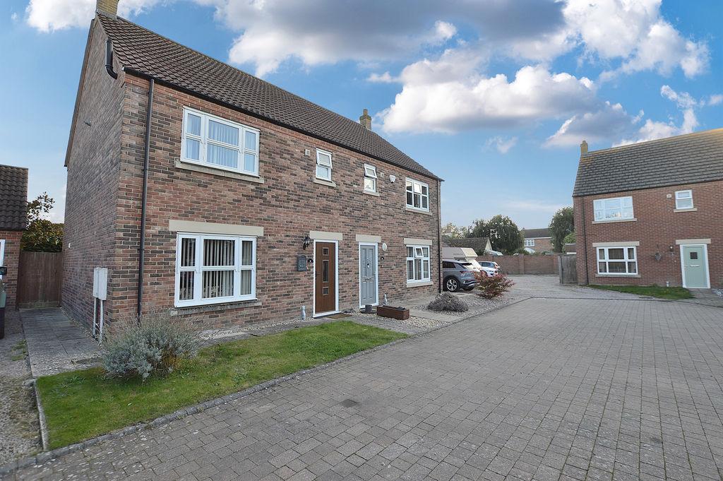 6 Ackrill Close
