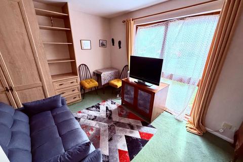 undefined, Ryeland Close, Yiewsley