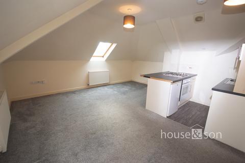 undefined, Livingstone Road