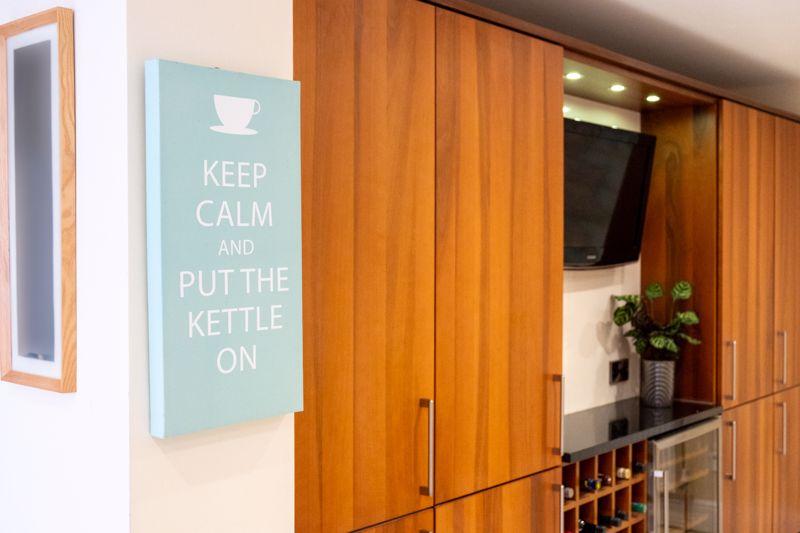Kitchen/ Breakfast