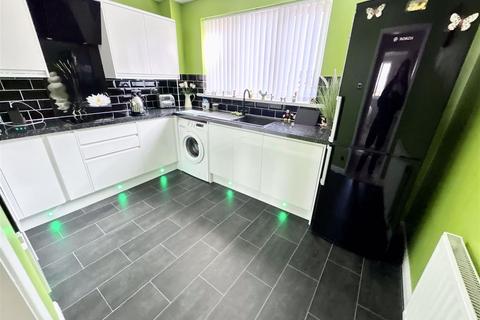 2 bedroom apartment for sale, Prospect Road, Shanklin