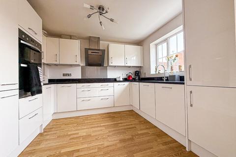 4 bedroom detached house for sale, Bridgwater, Somerset TA6