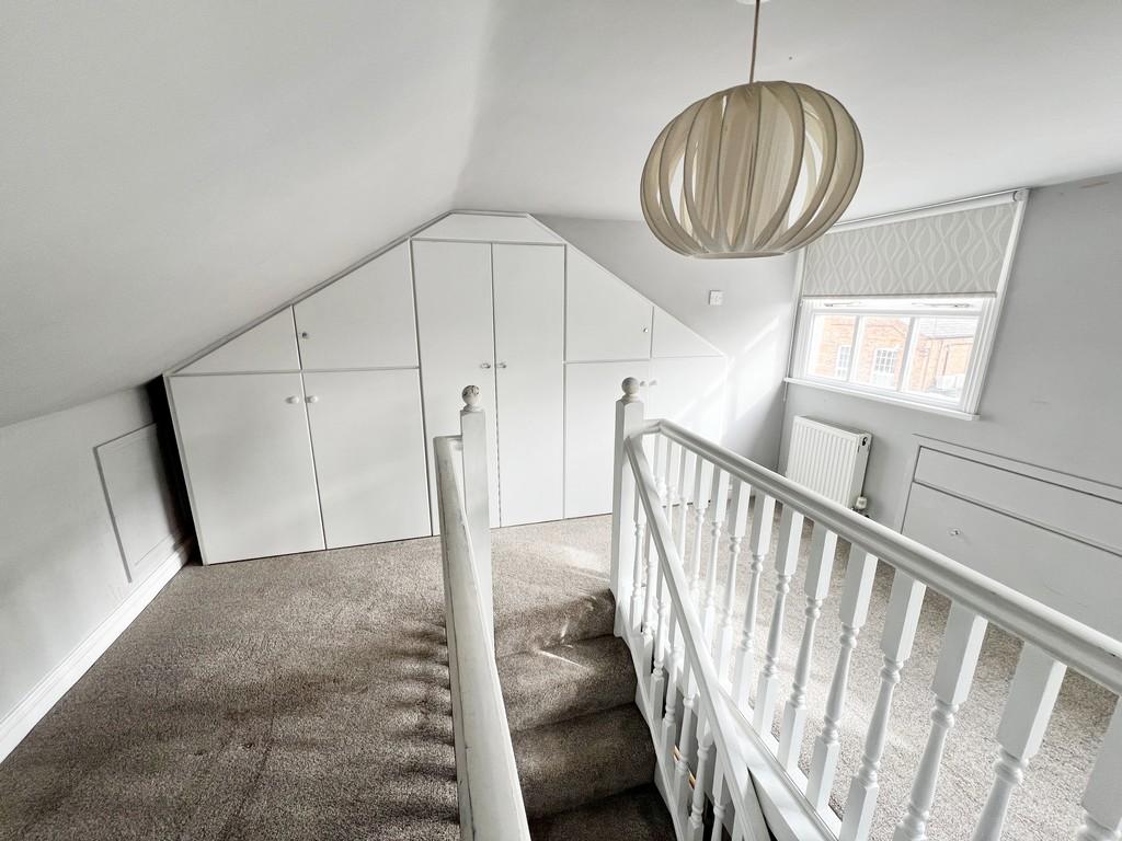 Bedroom Two (4)