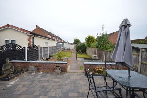 3 bedroom semi-detached house for sale, Blundell Road, Widnes