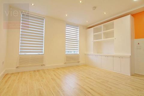 2 bedroom apartment to rent, Lewisham Way, SE14