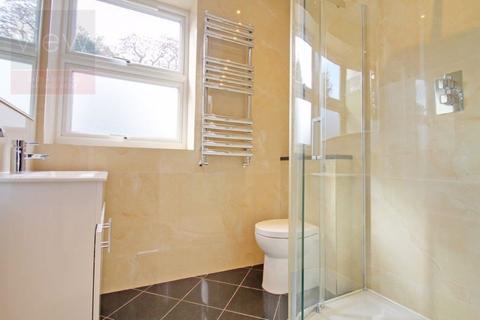 2 bedroom apartment to rent, Lewisham Way, SE14