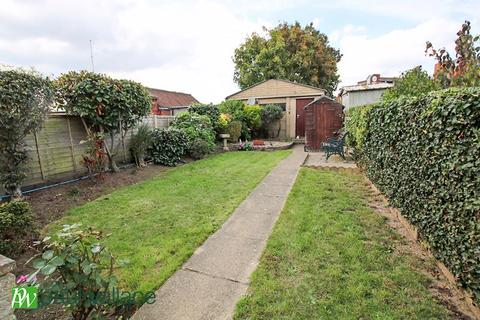 3 bedroom terraced house for sale, Abbey Road, Waltham Cross