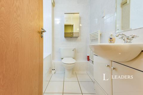 1 bedroom flat to rent, Jupiter Court, Gunwharf Quays, PO1