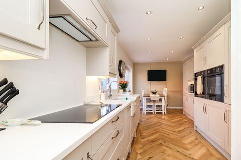3 bedroom semi-detached house for sale, Lingwood Road, Warrington