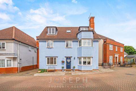 5 bedroom detached house for sale, Hereford Drive, Claydon, IP6