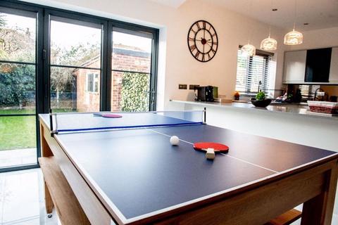 4 bedroom semi-detached house for sale, Balmoral Drive, Altrincham WA14