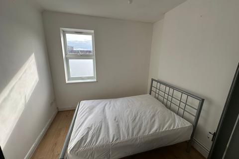 2 bedroom flat to rent, Dartmouth Road, London SE23