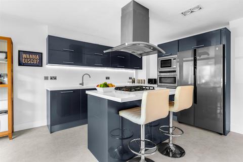 undefined, Walnut Walk, London Road, Hertford
