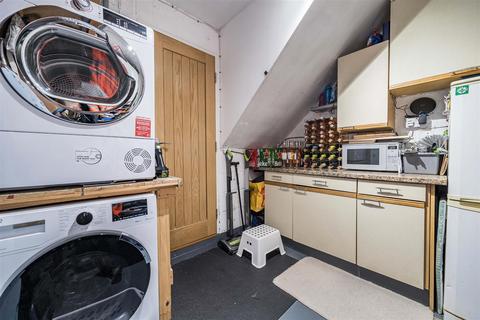 4 bedroom detached house for sale, Rhuddlan Way, Kidderminster