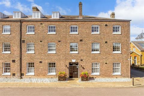 2 bedroom apartment for sale, Mountbatten House, Deal CT14