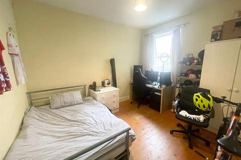 6 bedroom terraced house to rent, *£120pppw excl bills* Kimbolton Avenue , Lenton, NG7 1PT - UON