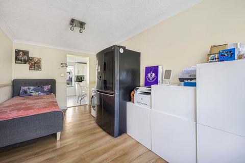 19 Penhale Close, Orpington, BR6 9XS