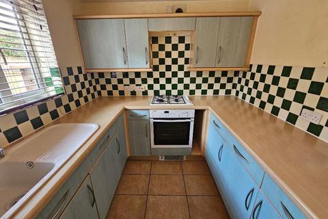 3 bedroom end of terrace house to rent, Kettering NN15