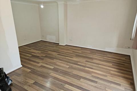 3 bedroom end of terrace house to rent, Kettering NN15