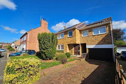 undefined, Desborough, Kettering NN14