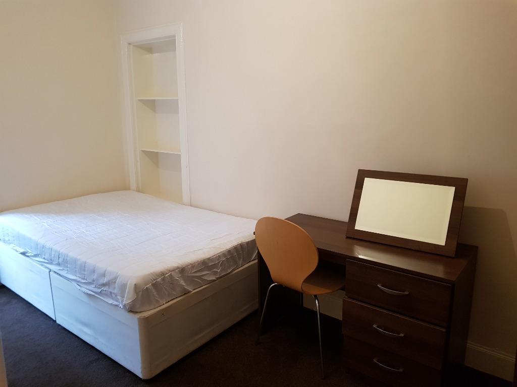 3 Bed 4.jpg