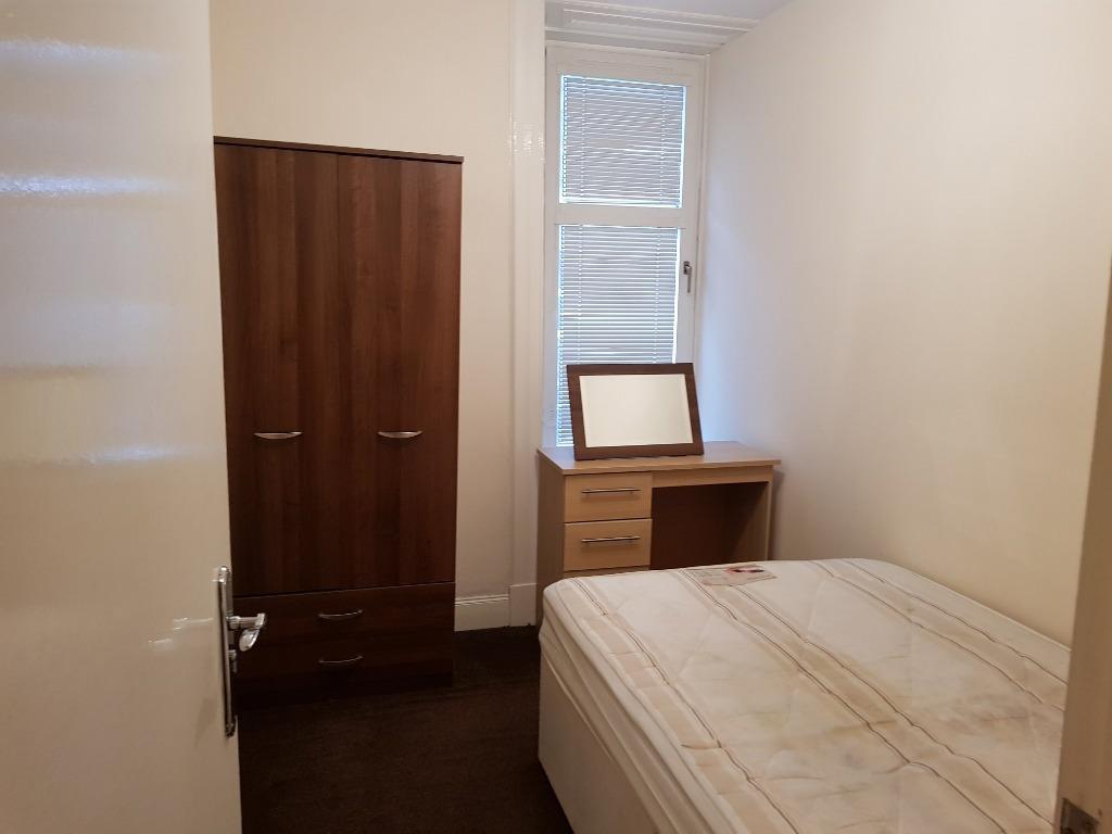 5 Bed 7.jpg