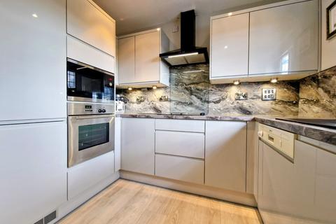 undefined, Broom Lane, Dickens Heath, Solihull, B90