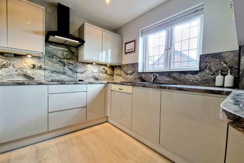 undefined, Broom Lane, Dickens Heath, Solihull, B90