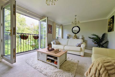 undefined, Broom Lane, Dickens Heath, Solihull, B90