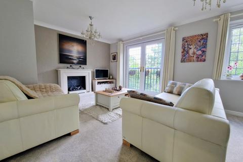 undefined, Broom Lane, Dickens Heath, Solihull, B90