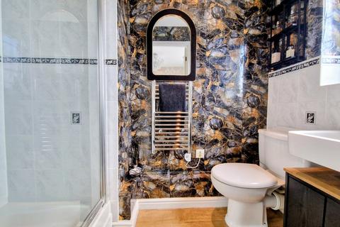 32 Broom Lane, Shirley, Solihull, B90 1SJ