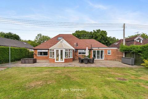 3 bedroom bungalow for sale, Grimpits Lane, Birmingham, Worcestershire, B38