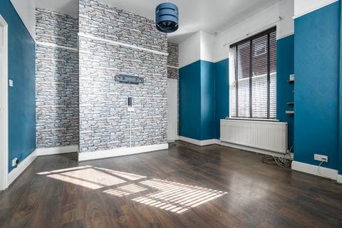 5 bedroom semi-detached house for sale, Barkers Lane, Sale, Greater Manchester, M33