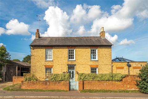 4 bedroom detached house for sale, Toddington Road, Tebworth, Leighton Buzzard, Bedfordshire, LU7