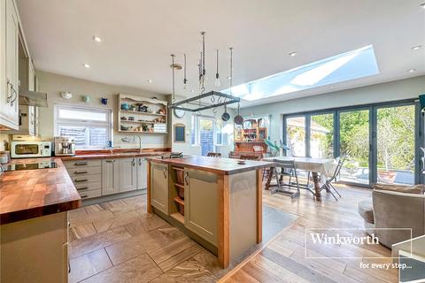 4 bedroom detached house for sale, Kingsway, Ferndown BH22