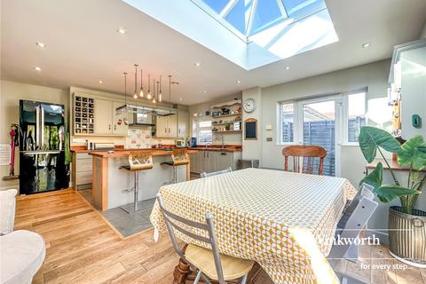 4 bedroom detached house for sale, Kingsway, Ferndown BH22