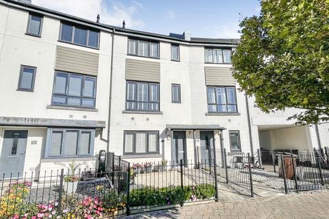 Coscombe Circus,Plymstock,Plymouth,Devon,PL9 7FF