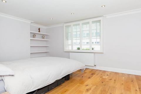 3 bedroom flat to rent, NW1