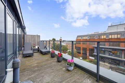 undefined, High Road, Finchley, N12