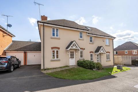3 bedroom semi-detached house for sale, Montfort Gate, Caversham, Reading