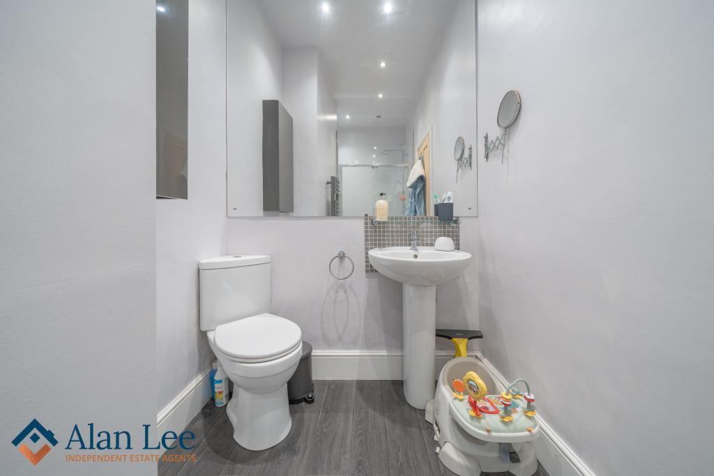 Ensuite