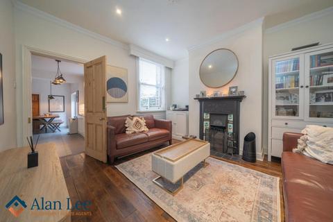 3 bedroom terraced house for sale, Union Road, Macclesfield, SK11 7BN