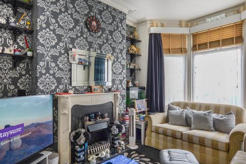 2 bedroom end of terrace house for sale, Manchester Road, Blackpool FY3