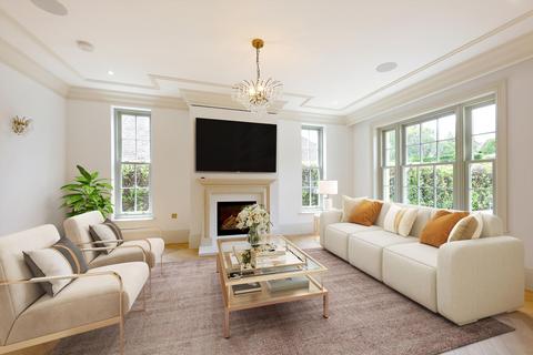 undefined, Heath Rise, Virginia Water, Surrey, GU25.
