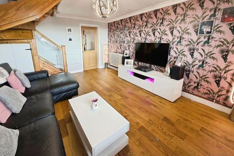 45 Bronwydd, Birchgrove, Swansea, SA7 9QJ