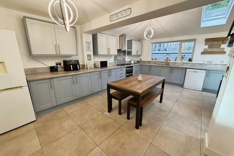 45 Bronwydd, Birchgrove, Swansea, SA7 9QJ