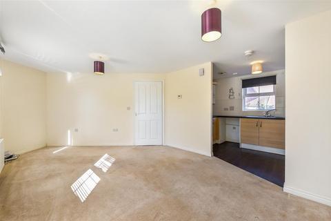 undefined, Ryeland Way, Andover